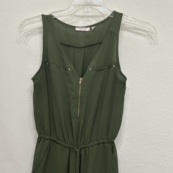 Woman military green jumpsuit. Sleeveless and v neck. Regular fit Size M - Picture 2 of 6